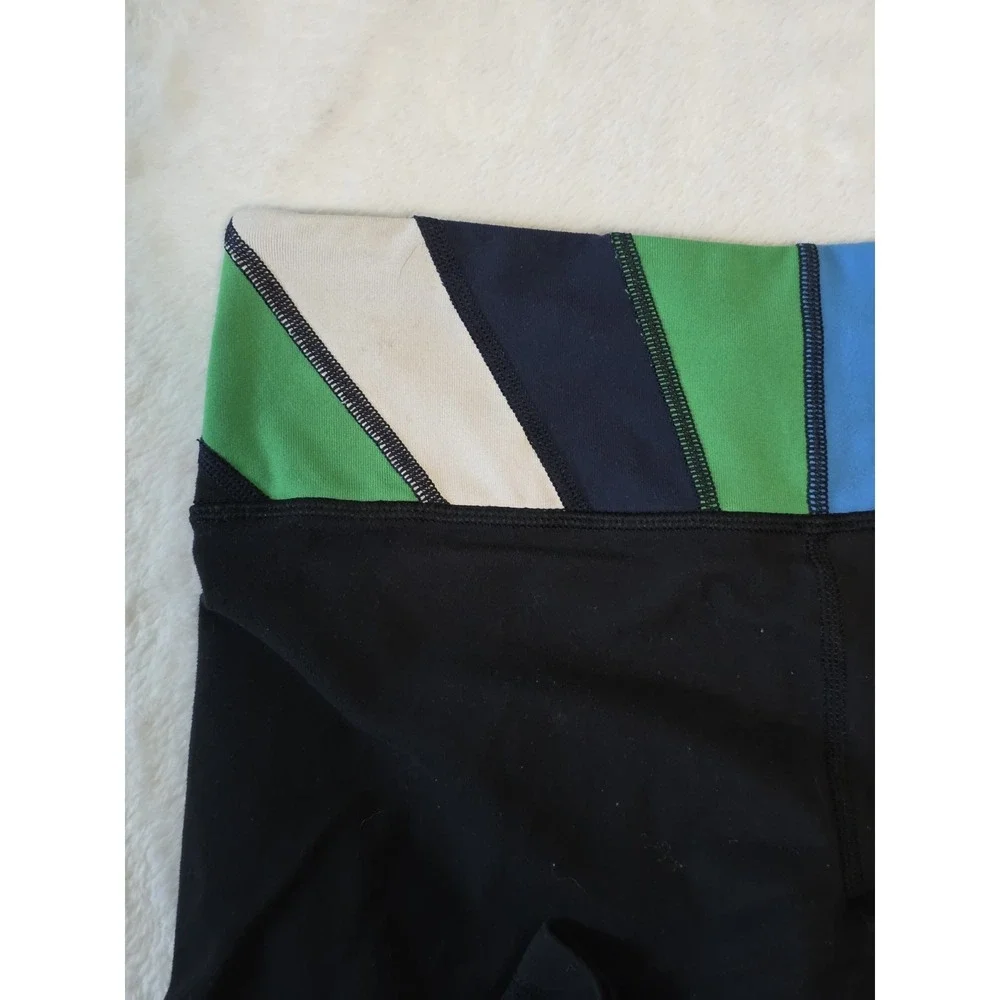 lululemon best for size 6 wunder under reversible crop leggings geometric band
